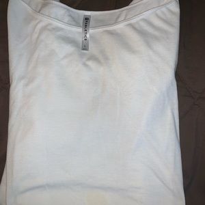 Fabletics tee